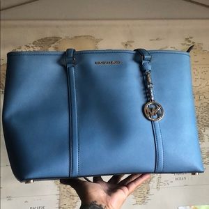 Michael Kors tote